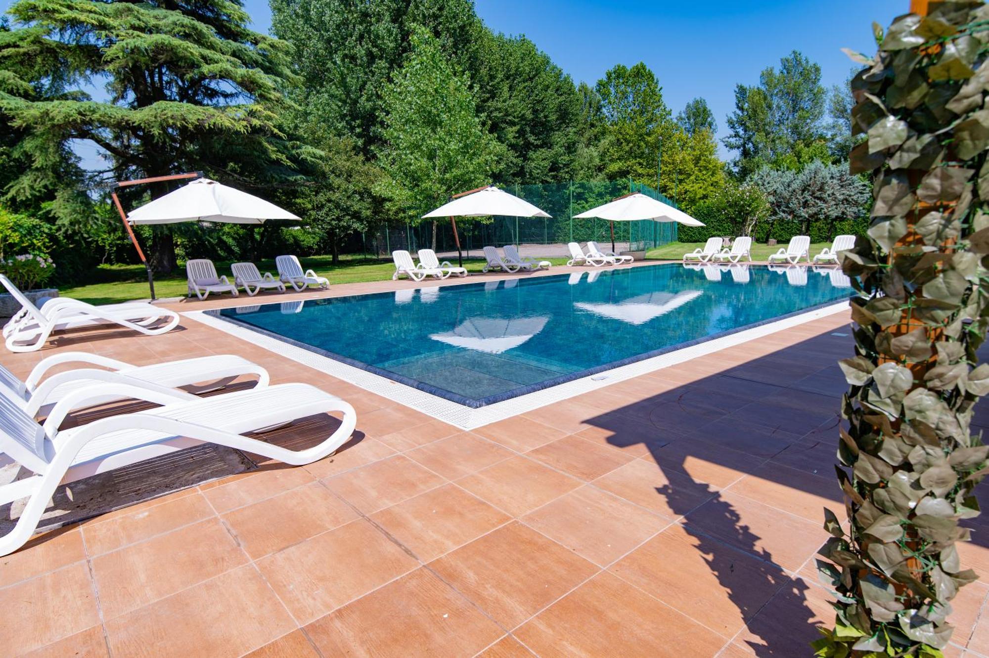 Villa Vitti'S - Verona Est Camping Сан-Мартино-Буон-Альберго Экстерьер фото